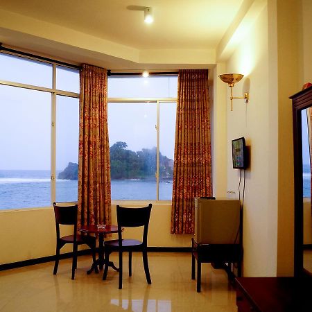 Sayurima Beach Hotel Ahangama Zimmer foto